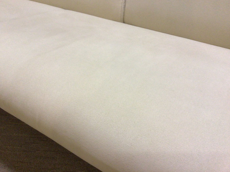 ソファ（ハイバック）「ＷS-3950Ｈ」布張り#8466Ｂディナミカ アイボリー色 / 木部ダークオーク色 / アウトレット＆ベッドルームギャラリー横浜展示品