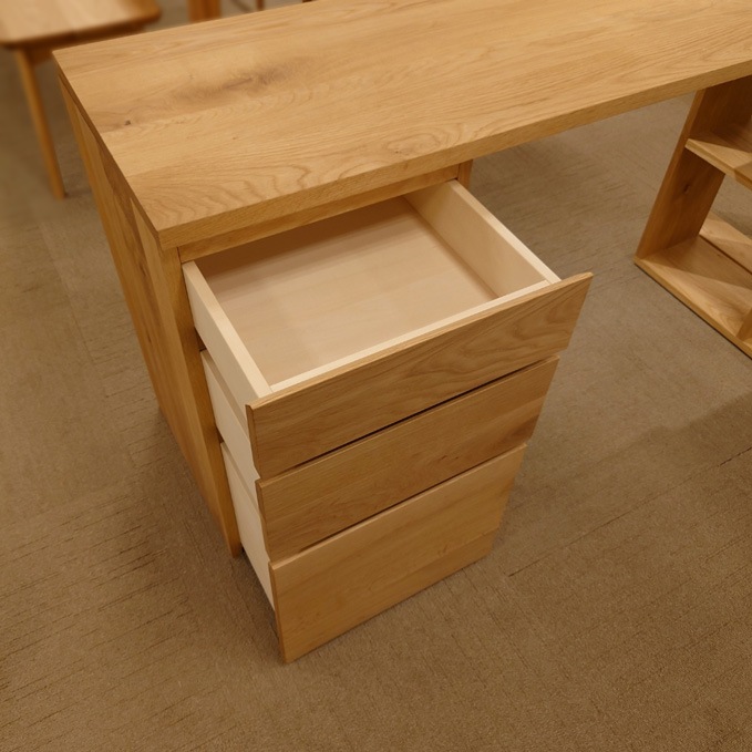 デスク「ロビン」幅150cm シェルフ付/アウトレット＆リワース大阪南港