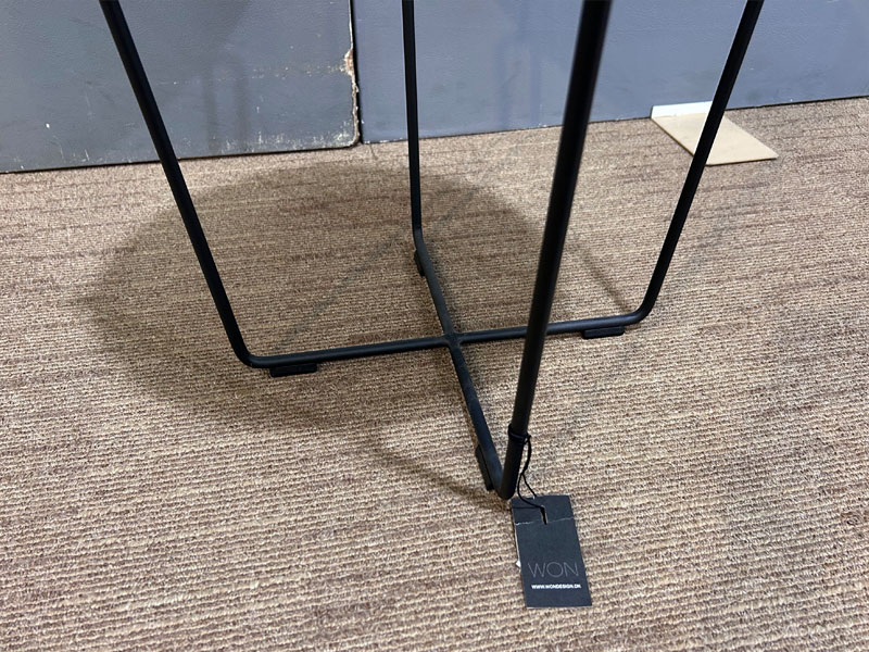 オケージョナルテーブル「ケージ」ブラック色/アウトレット＆ベッドルームギャラリー横浜展示品