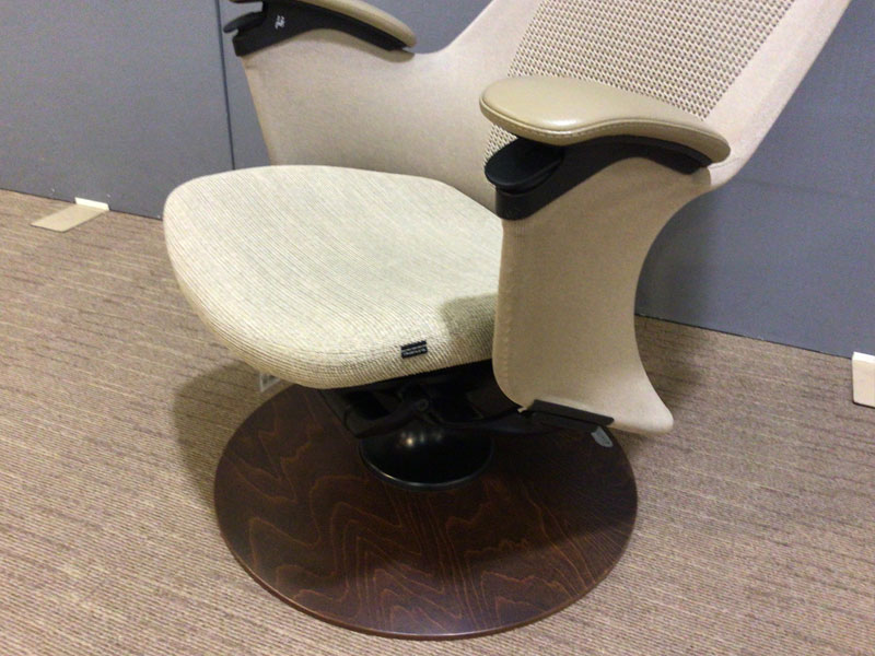 リクライニングチェア「ルシェロA」/アウトレット&ベッドルームギャラリー横浜展示品