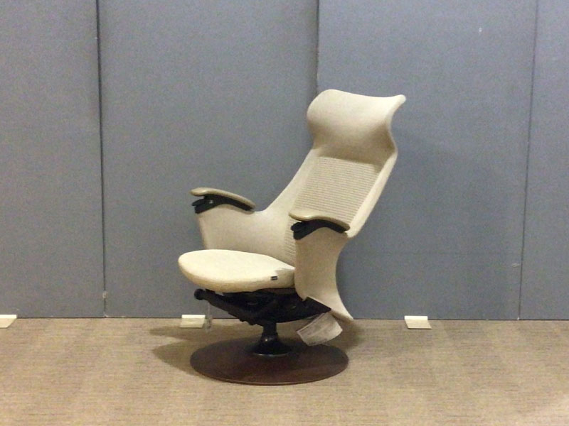 リクライニングチェア「ルシェロA」/アウトレット&ベッドルームギャラリー横浜展示品