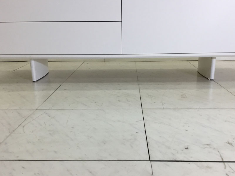 サイドボード「シフト」マットホワイト / 県外倉庫保管 / 数量限定お買い得品（新品）