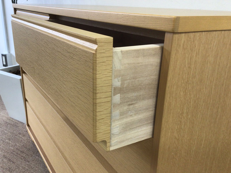 チェスト「シャルメ」 オーク材ホワイトオーク色/アウトレット＆ベッドルームギャラリー横浜展示品