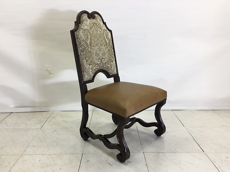 椅子　４０００－８３５．２ＡＫＲ/県外倉庫保管品/数量限定お買い得品（新品）