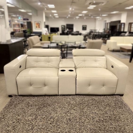 電動リクライニングラブソファ「L/S Motion 39N（エルエスモーション39）」テーブルユニット付き 革#J オイスターグレー色/アウトレット＆リワース大阪南港展示品