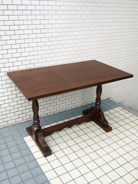 WELLINGTON 120×70 TABLE