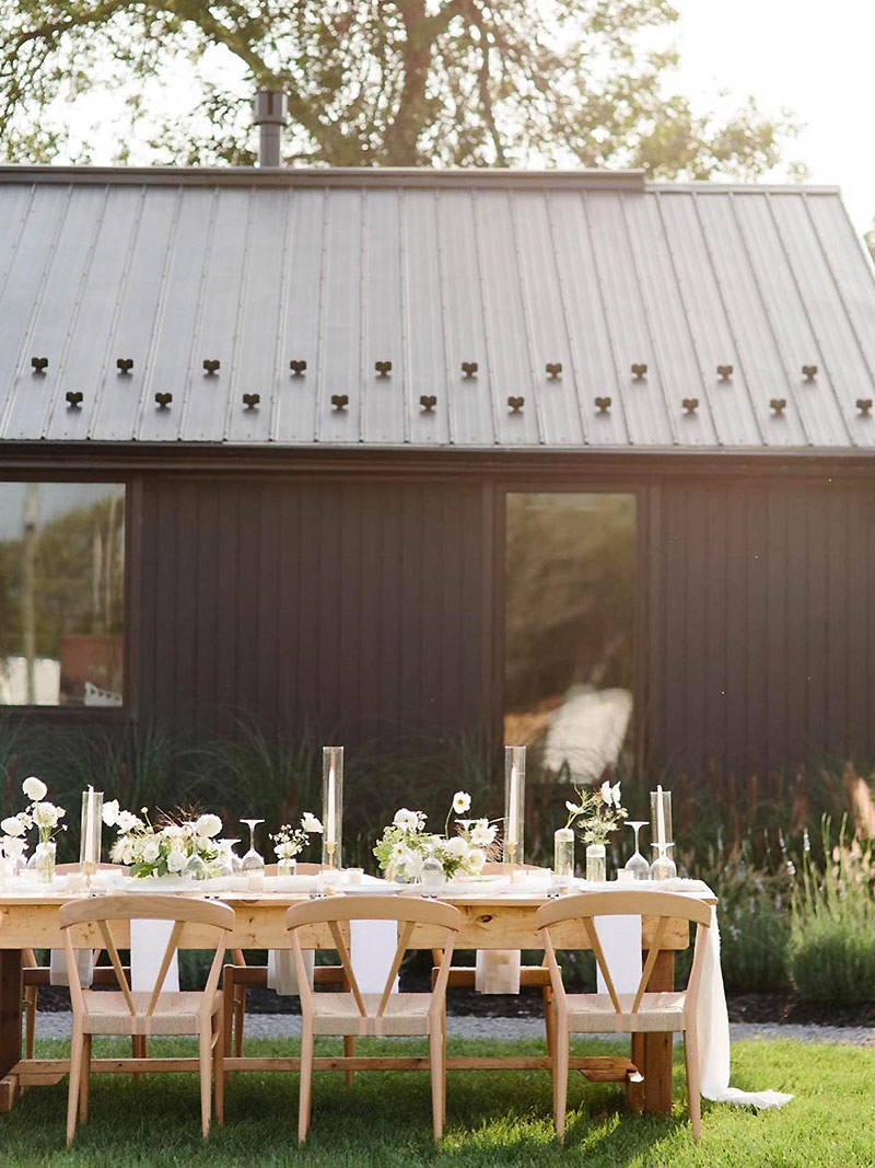 ダイニングチェア商業空間・施設利用に対応したデザイナーズチェア