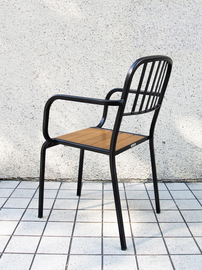 アウトドアファニチャー/チェア海沿いの店舗にも安心、世界トップレベルの耐久性