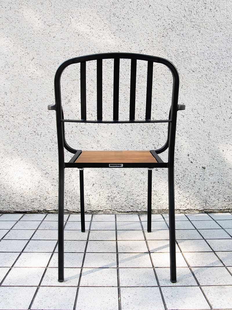 アウトドアファニチャー/チェア海沿いの店舗にも安心、世界トップレベルの耐久性