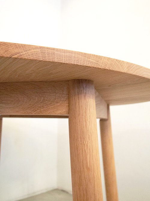 ホワイトオーク無垢材 ダイニングテーブル 4本足 直径105 丸 ｜イデア