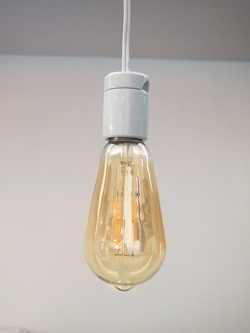 LEDフィラメント電球