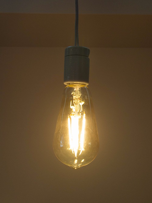 LEDフィラメント電球