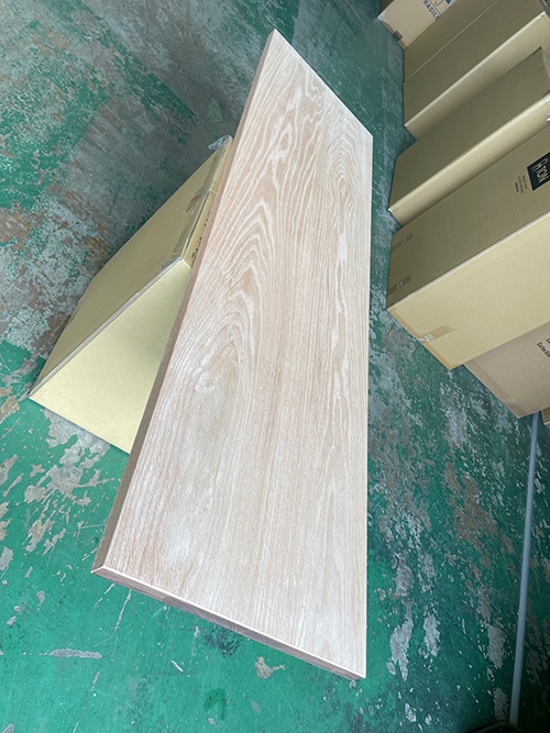 セン　2まいはぎ　天板　無垢材　カウンターテーブル　棚板　デスク　diy材 セン 2まいはぎ 天板 無垢材 カウンターテーブル 棚板 デスク diy材 レッド