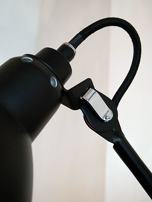 ウォールランプ