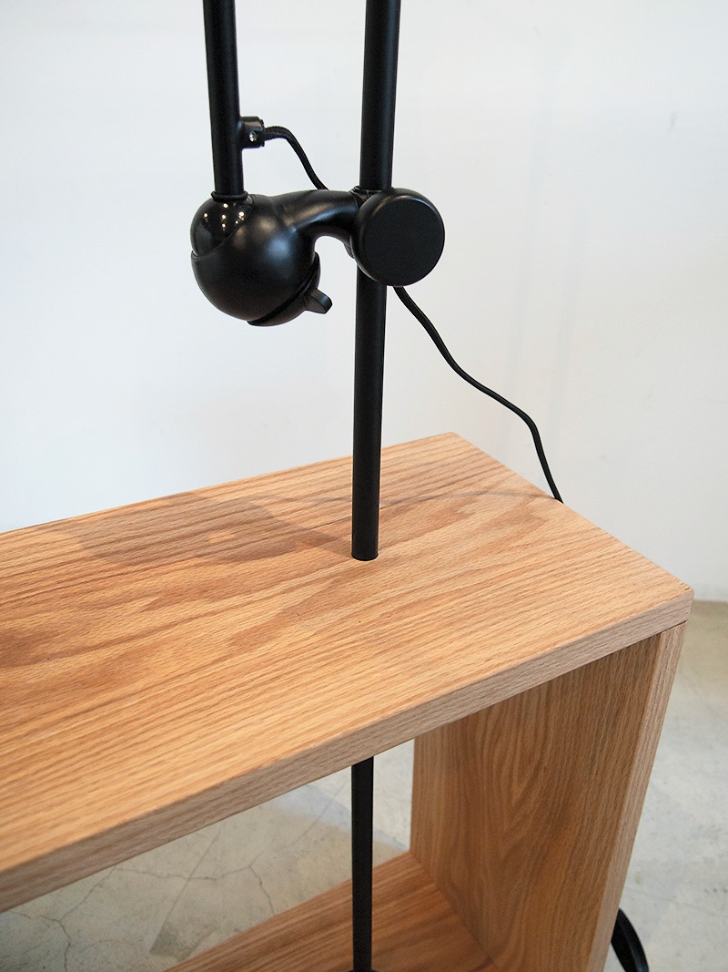 フロアスタンド