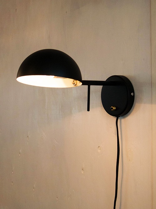 ウォールランプ