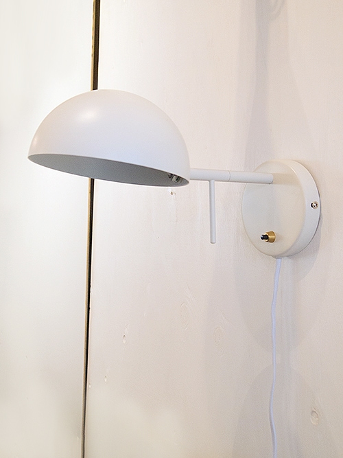 ウォールランプ