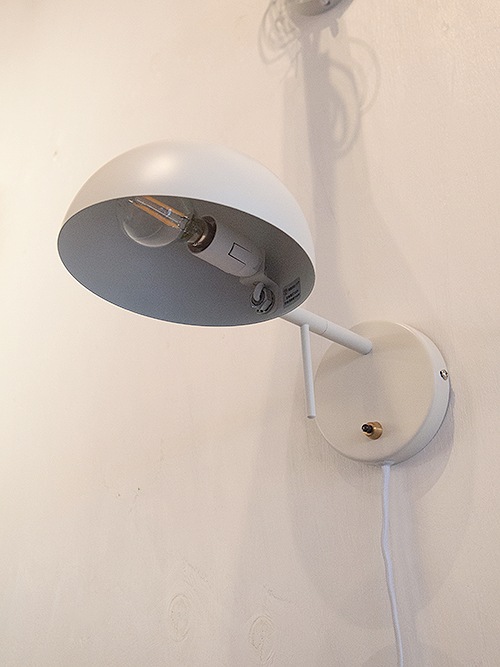 ウォールランプ