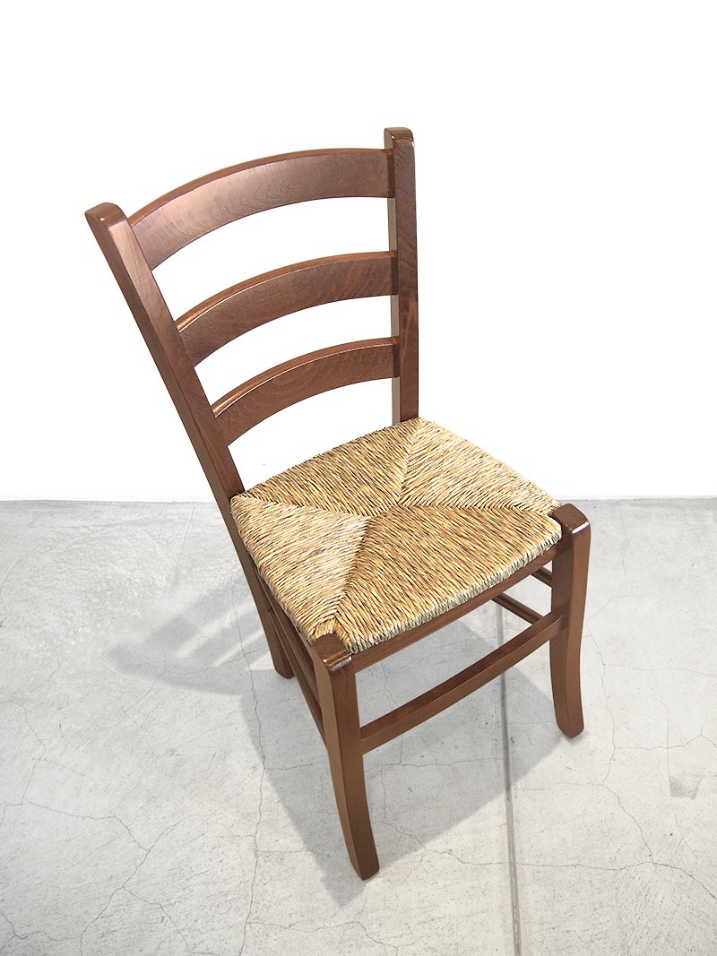 ダイニングチェアカフェ、レストランなどでも大活躍のラッシュシートチェア