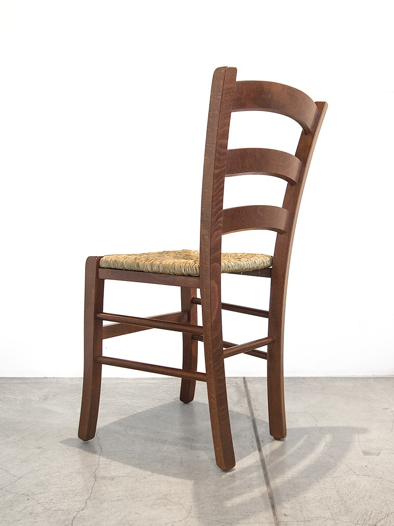 ダイニングチェアカフェ、レストランなどでも大活躍のラッシュシートチェア