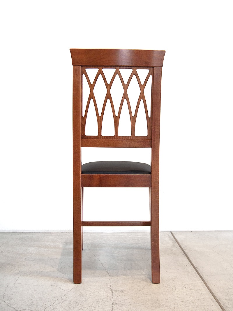 ダイニングチェア飲食店やレストランで人気の木製クラシックチェア