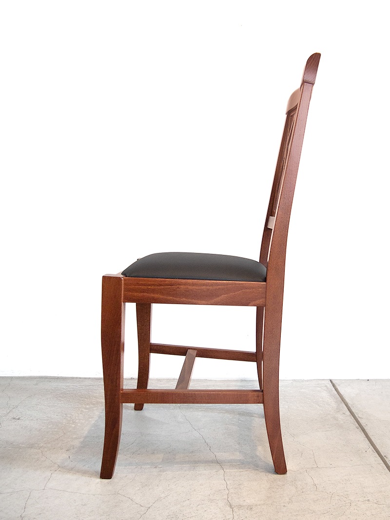 ダイニングチェア飲食店やレストランで人気の木製クラシックチェア