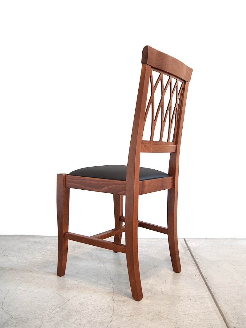 ダイニングチェア飲食店やレストランで人気の木製クラシックチェア