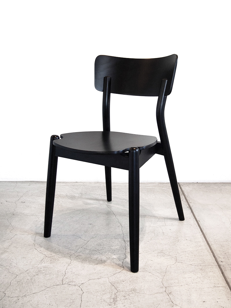 北欧ヴィンテージ ダイニングチェア スタッキング可能 木製 ダイニングチェア 北欧スタイル｜イデア