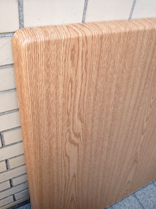 メラミン天板傷つきにくく、業務用・飲食店などにおすすめ