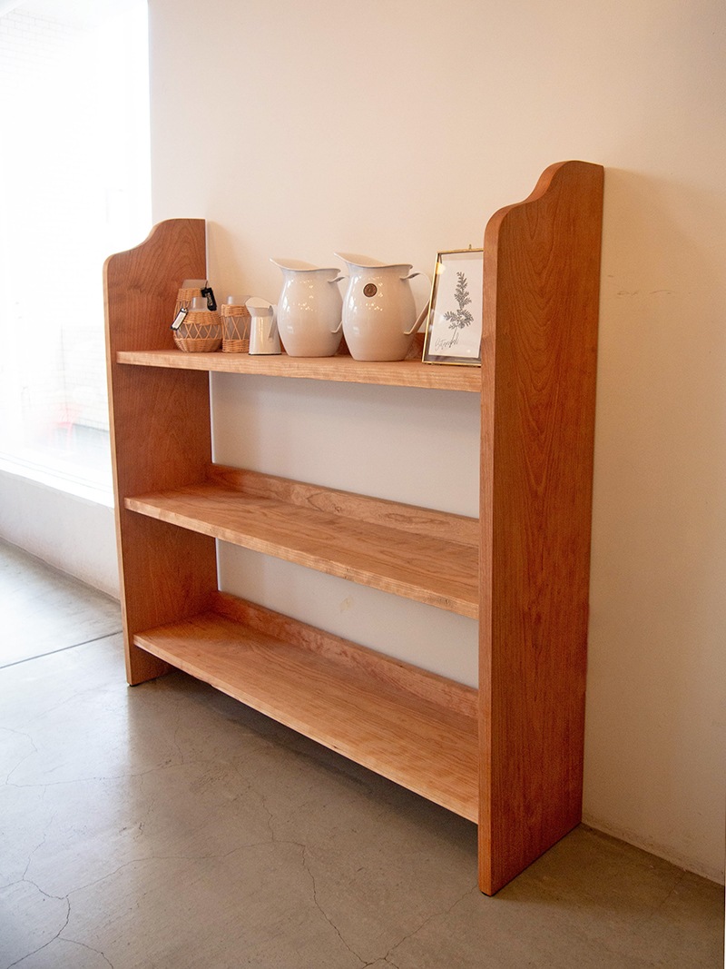 BC BOOK SHELF 011