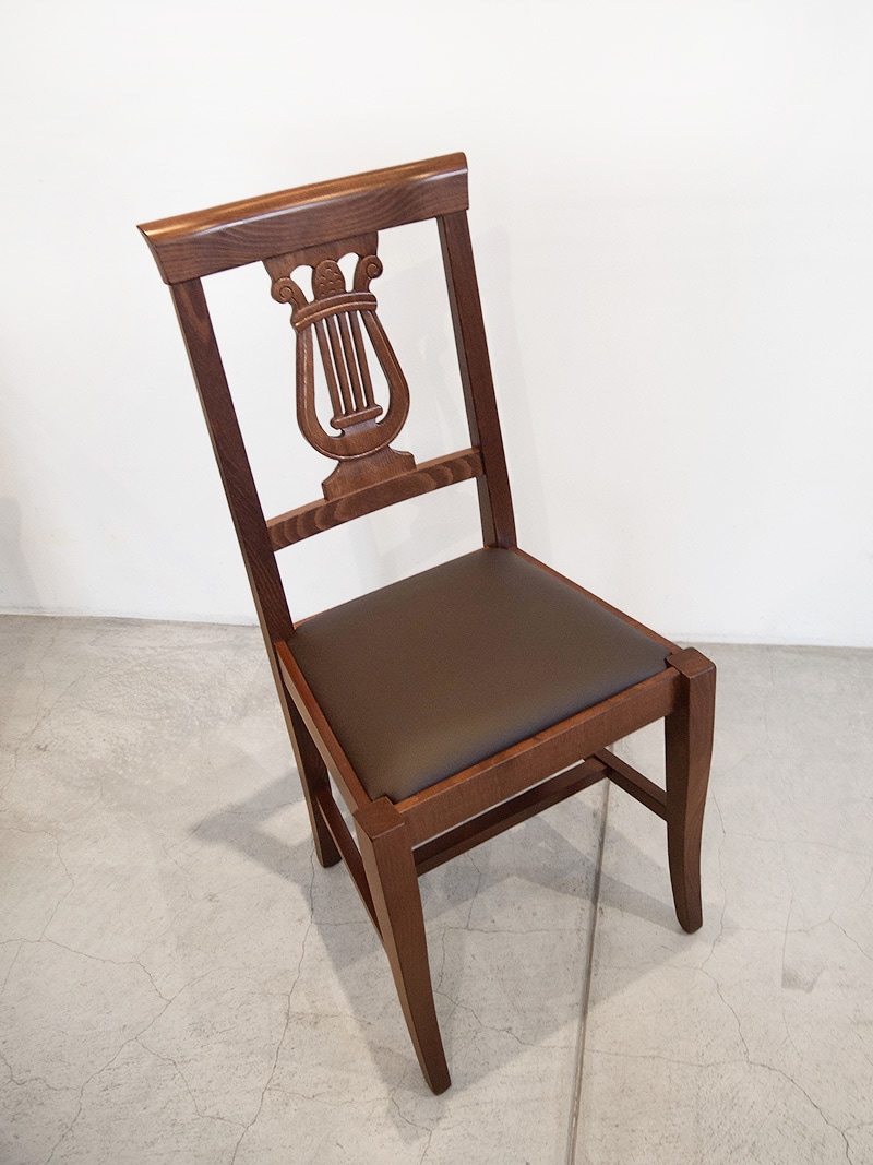 ダイニングチェア業務用としても安心の耐久性とデザイン