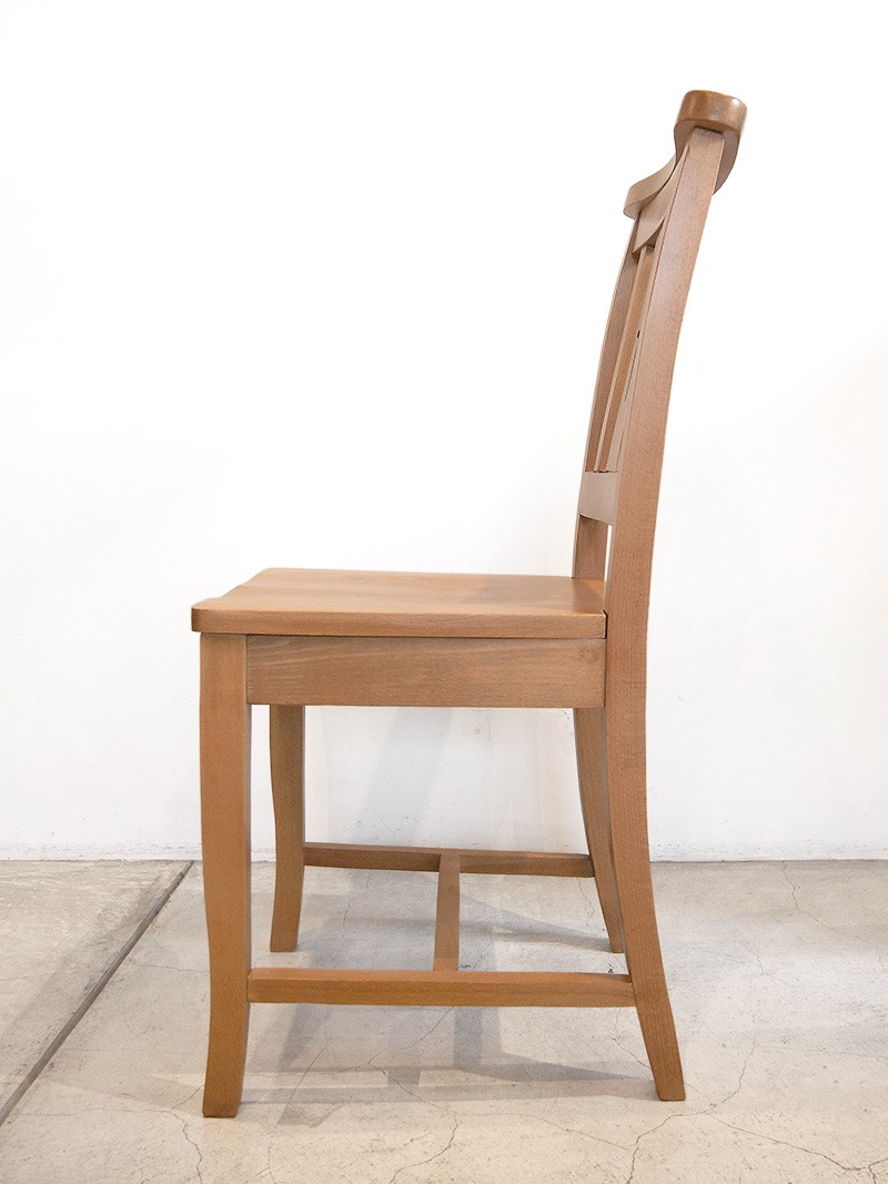 ダイニングチェア喫茶店やカフェなど店舗使用にもおすすめのレトロな木製椅子