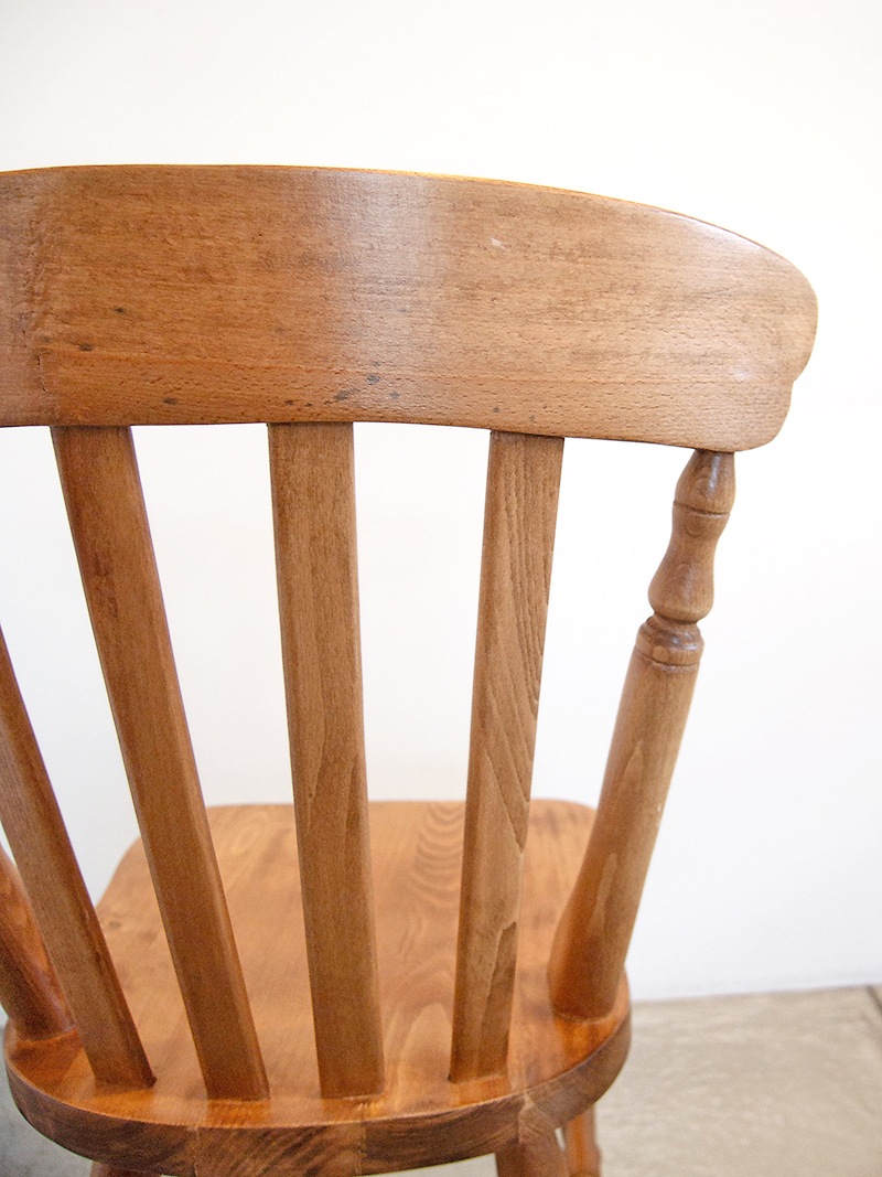 ダイニングチェアビンテージ調デザインで空間演出にも◎