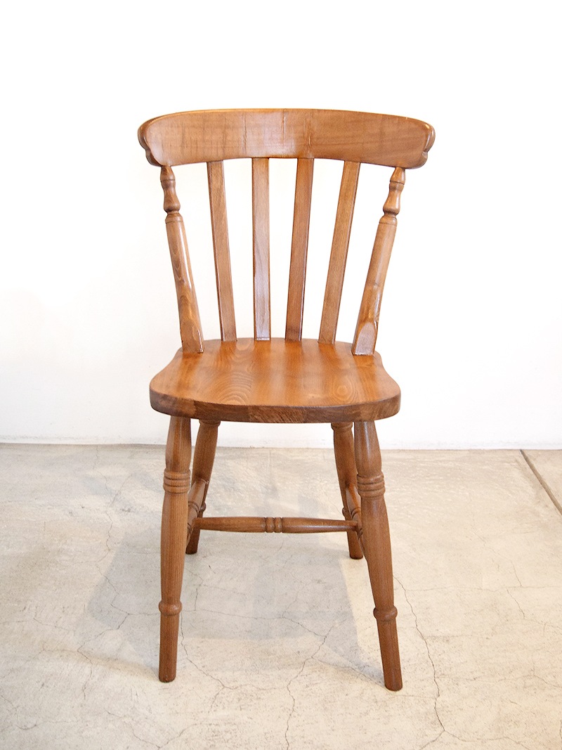 ダイニングチェアビンテージ調デザインで空間演出にも◎