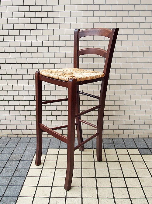 カウンターチェアカフェや飲食店にも使える木製カウンターチェア