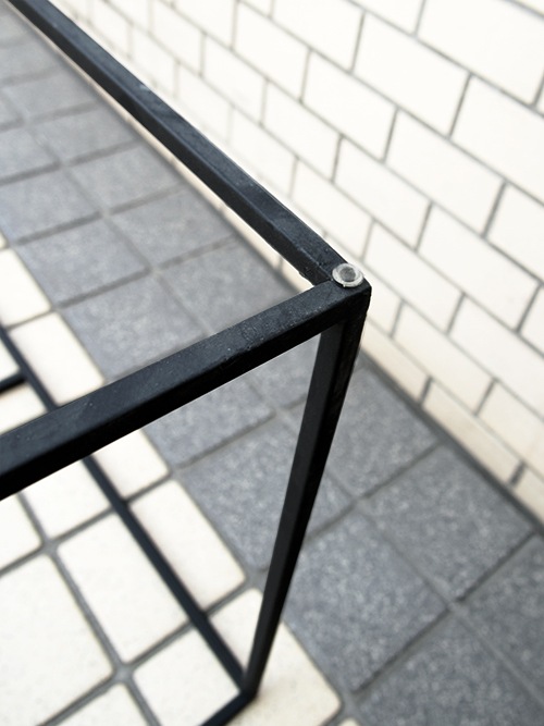 ロー＆サイドテーブル