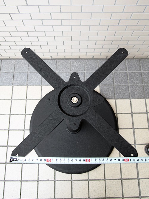 鉄製 テーブル脚毎日の業務にも耐える、飲食店に最適なテーブル脚