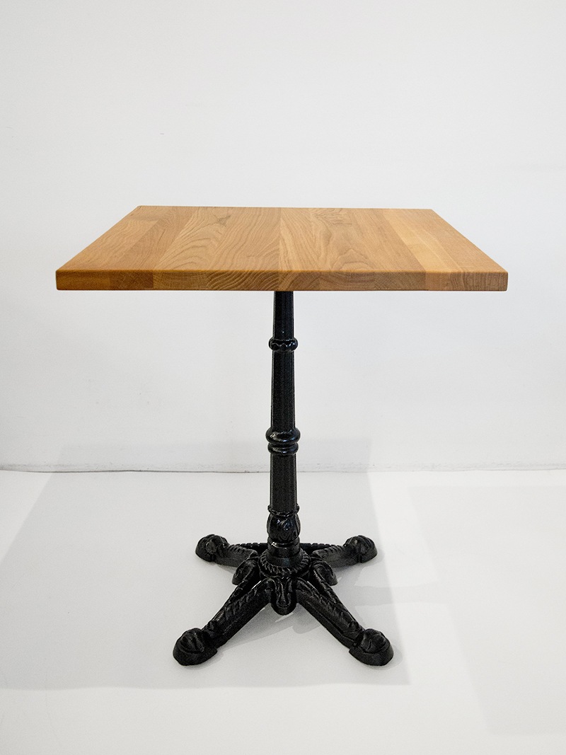 鋳鉄製ビストロテーブルの脚