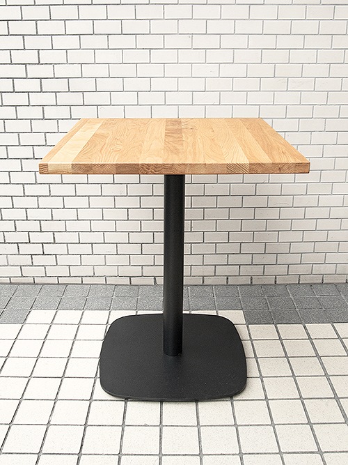 鉄製 テーブル脚足元を邪魔しない、シンプルで高クオリティなテーブル脚