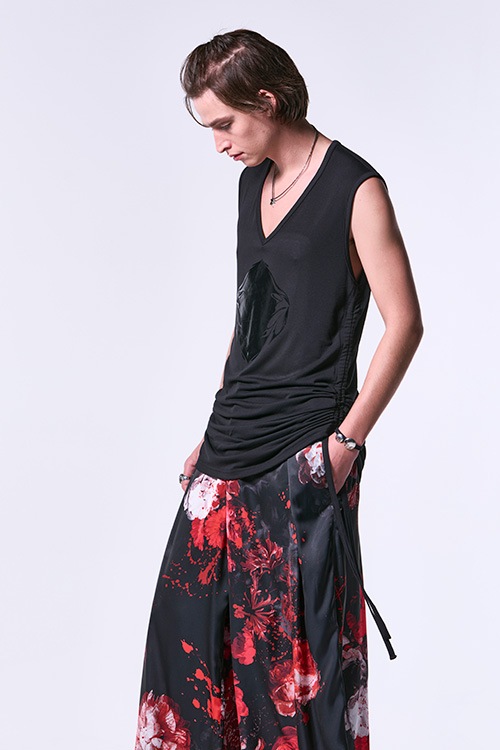 超美品 kiryuyrik バタフライペイズリー ダブルカフスシャツ 超美品 kiryuyrik バタフライペイズリー ダブルカフスシャツ