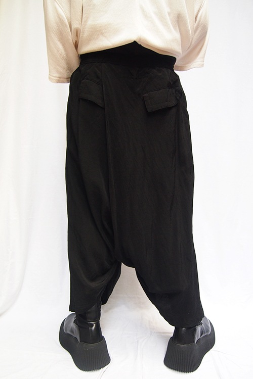 20%OFF】JULIUS DRAPE CROPPED PANTS 697PAM5 | JULIUS(ユリウス
