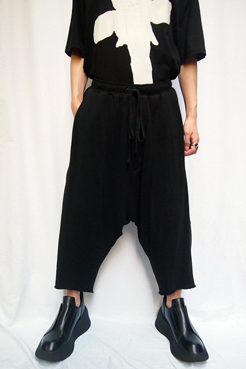 20%OFF】JULIUS SARUEL CROPPED PANTS 697PAM8 | JULIUS(ユリウス