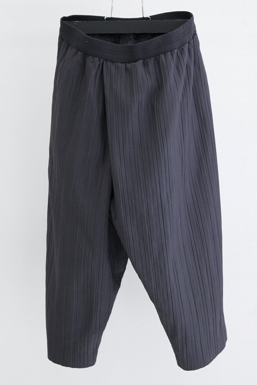 20%OFF】JULIUS TUCKED PLEATING PANTS 657PAM20 | JULIUS(ユリウス
