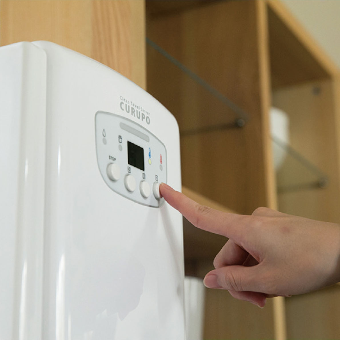 自動おしぼり機「CURUPO（クルポ）」｜メディカル仕様の抗菌ウェット