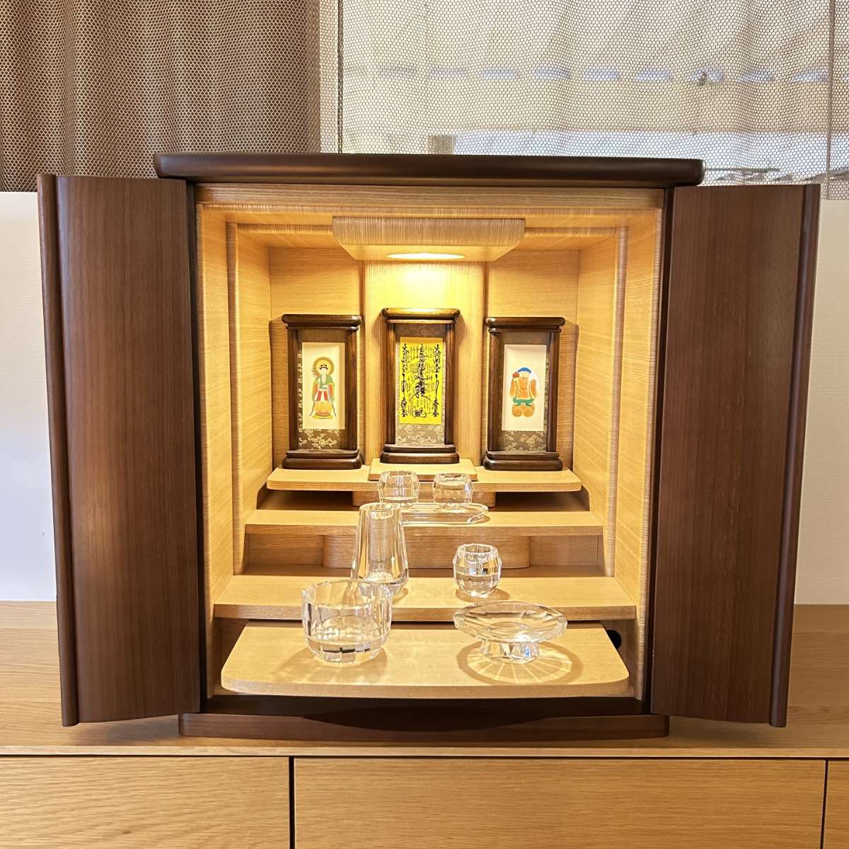 おしゃれで小さい仏壇】コンパクト上置タイプ（ウォールナット×タモ