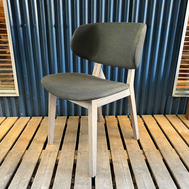 Calligaris カリガリス特集｜北欧家具・インテリア雑貨のイズミ