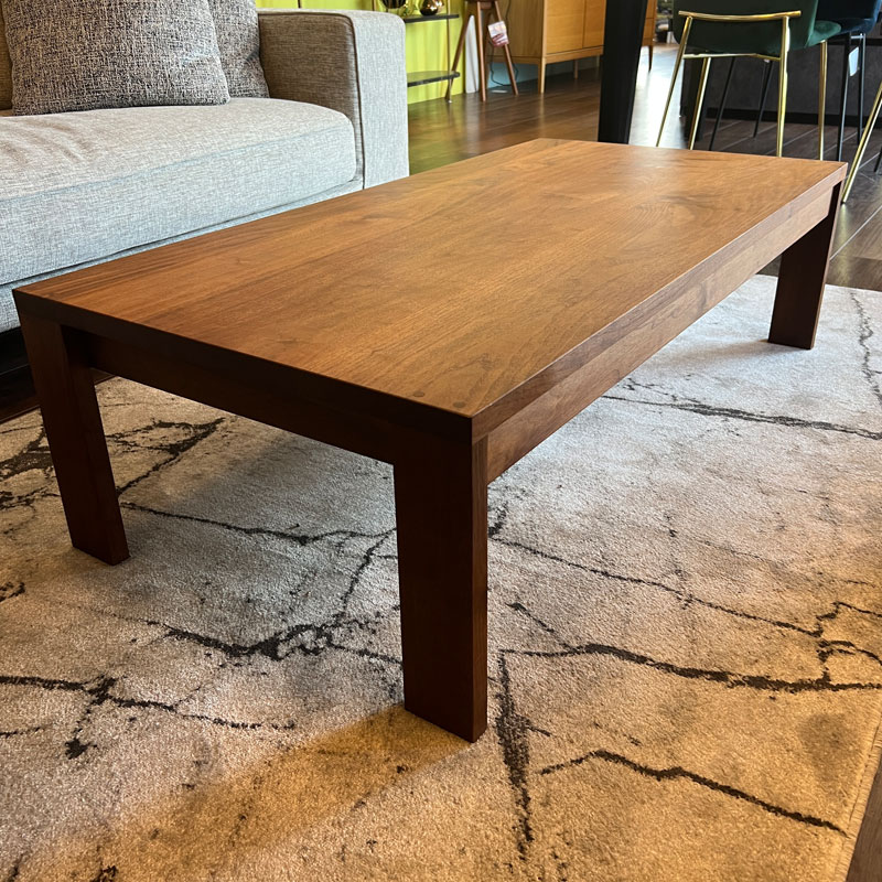 KLUG LIVING TABLE クルーク リビングテーブル