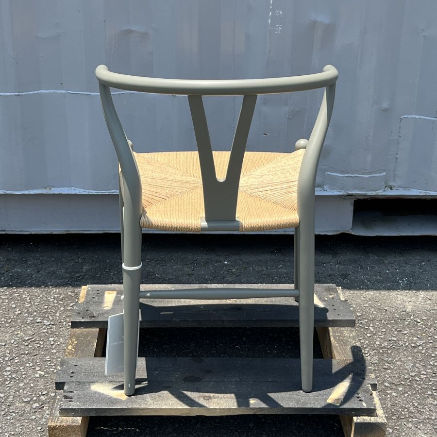 ②CH24 Yチェア　展示品 OUTLET】CH24 Yチェア “SOFT” CLAY GLAY | すべての商品 | イズミ