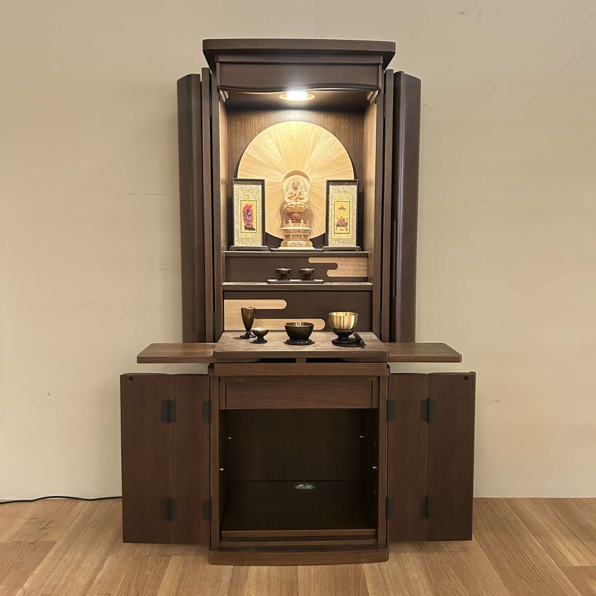 おしゃれな仏壇】スリム縦型タイプ（ウォールナット）MC-026-40