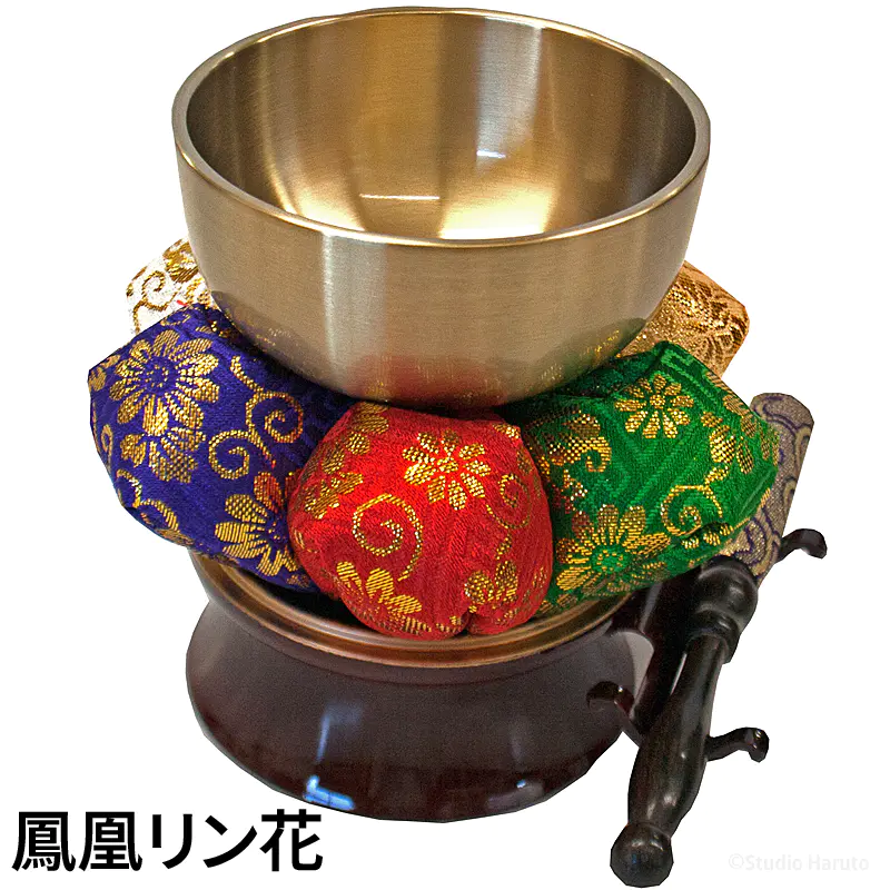 仏具 おりん 朱雀 4点セット 9.2cm 肉厚 金襴 五色丸布団 美しい